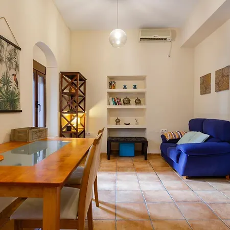 Casa Con Encanto En El Corazon Del Casco Antiguo